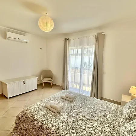 Hébergement de vacances Villa Alcantarilha Alcantarilha