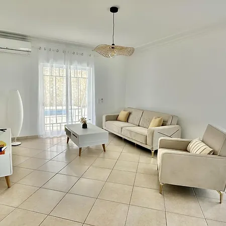 Villa Alcantarilha * Alcantarilha