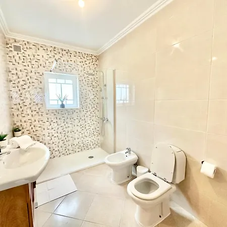 Villa Alcantarilha Σπίτι διακοπών Alcantarilha
