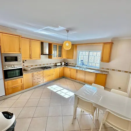 Villa Alcantarilha *