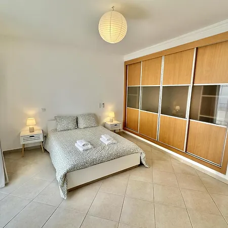 Villa Alcantarilha * Alcantarilha